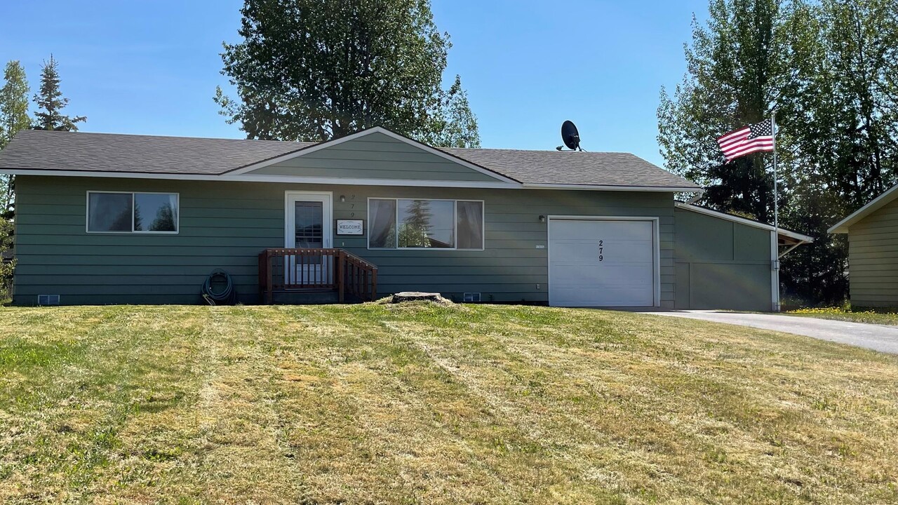 279 Sunrise Ct in Soldotna, AK - Building Photo