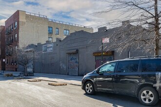 2100 Union St in Brooklyn, NY - Building Photo - Building Photo