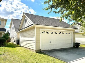 7506 Rabbit Ridge in Missouri City, TX - Building Photo - Building Photo