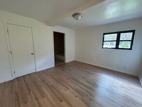 4566 Ukali St in Honolulu, HI - Building Photo - Building Photo