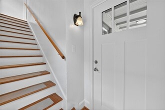 2328 McClendon St in Houston, TX - Building Photo - Building Photo