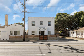 1230 Del Monte Ave in Monterey, CA - Building Photo - Building Photo