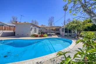 10045 Wisner Ave in Los Angeles, CA - Building Photo - Building Photo