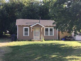 2215 Cashion Pl in Oklahoma City, OK - Building Photo