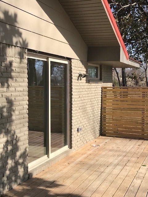 property at 895 S Lake Rd