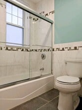 88 Browne St, Unit 2 in Brookline, MA - Foto de edificio - Building Photo