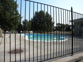 Lakeside Estates in Warrensburg, MO - Foto de edificio - Other