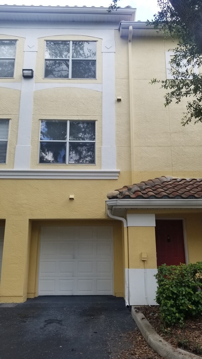 property at 1606 Legacy Park Dr