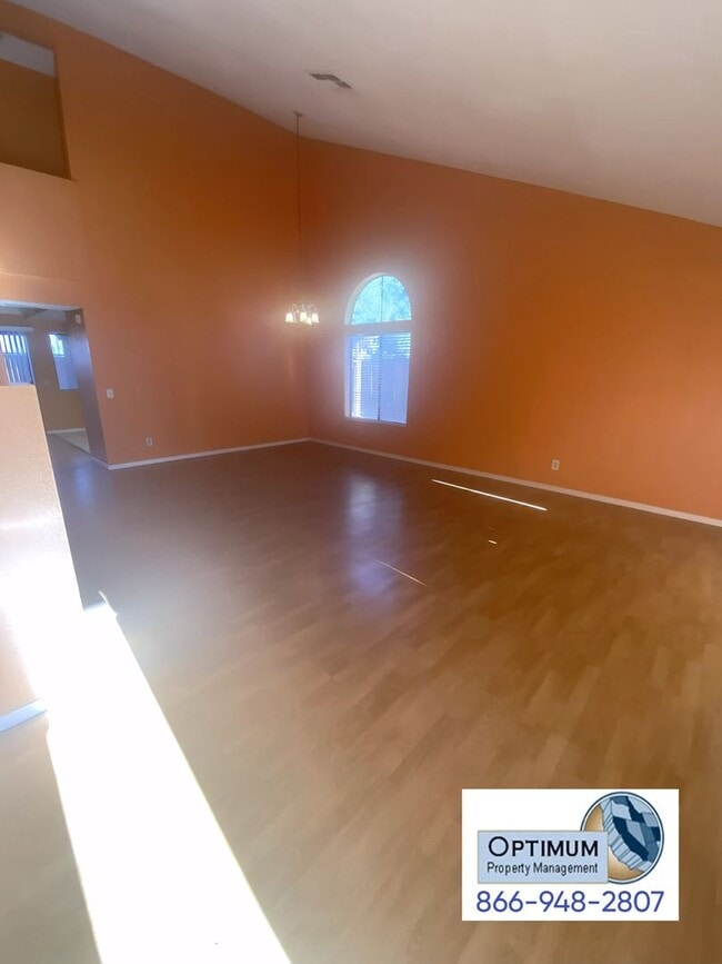 12284 Cobblestone Cir in Victorville, CA - Building Photo - Building Photo
