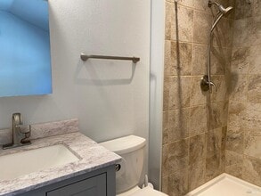 1644 Hillview Pl in St Helena, CA - Building Photo - Building Photo