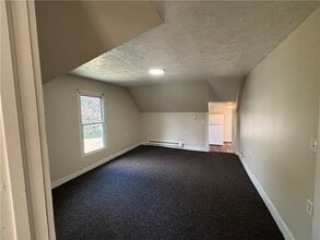 759 Carpenter St in Elmira, NY - Building Photo - Building Photo