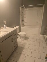 31 Harrison St, Unit 1st Fl Fantastic Place in New Britain, CT - Building Photo - Building Photo
