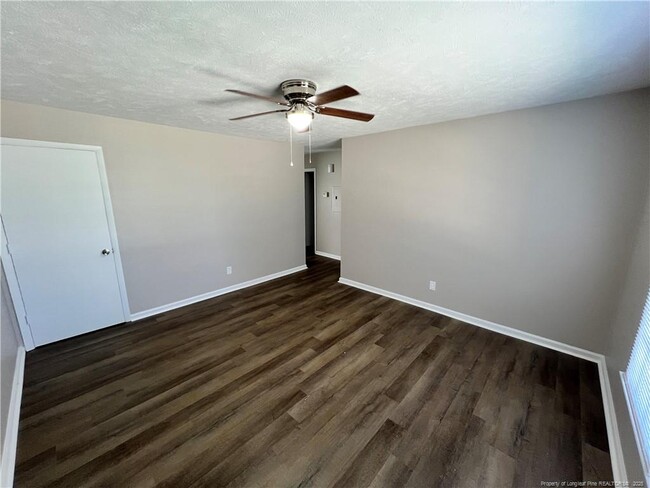 916 Emory Ct in Fayetteville, NC - Building Photo - Building Photo