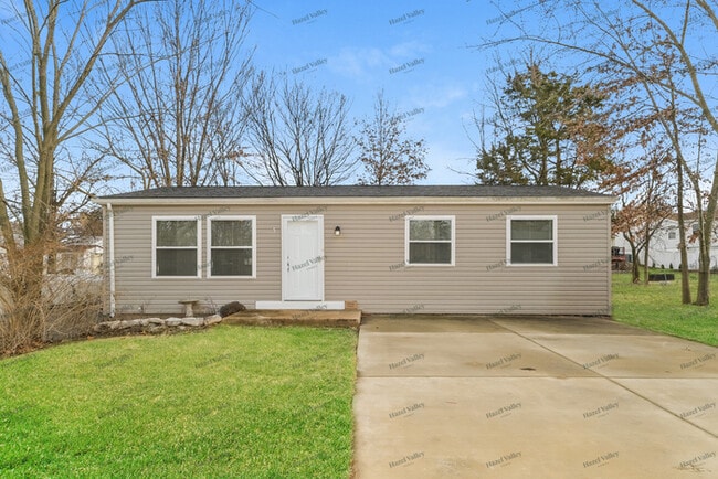 property at 5 Spring Fawn Ln