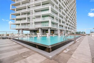 2000 Metropica Way