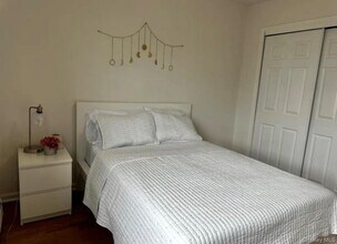 92-12 25th Ave in Queens, NY - Building Photo - Building Photo