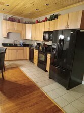 213 W 4th St, Unit 2 in Williamsport, PA - Building Photo - Building Photo