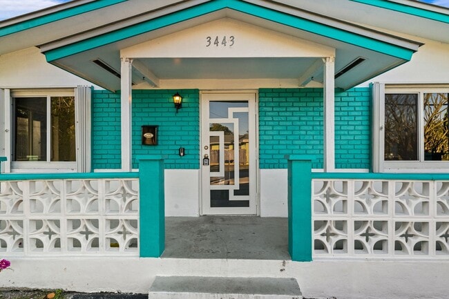 3443 NE 3rd Ave in Oakland Park, FL - Building Photo - Building Photo