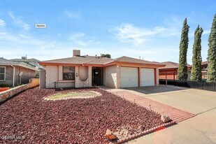 1777 Alan Shepard Ln in El Paso, TX - Building Photo