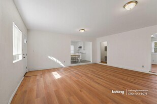 18601 Keswick St, Unit B in Los Angeles, CA - Building Photo