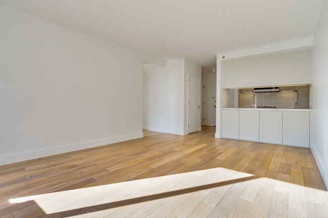 389 E 89th St in New York, NY - Building Photo - Building Photo