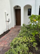 15821 Portofino Springs Blvd in Ft. Myers, FL - Foto de edificio - Building Photo