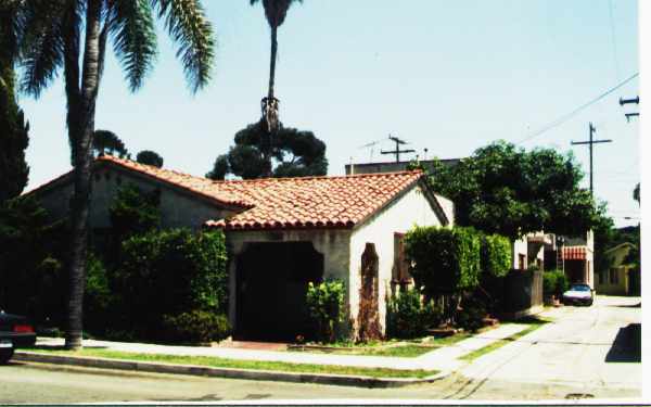 428-432 Bonito Ave in Long Beach, CA - Building Photo - Building Photo