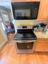 40 Newbern Ave in Medford, MA - Building Photo - Building Photo
