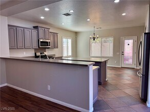 2123 Lone Desert St in Las Vegas, NV - Building Photo - Building Photo