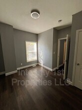 1116 E 45th St in Kansas City, MO - Foto de edificio - Building Photo
