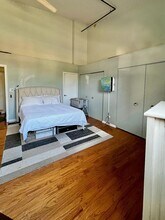 1834 Ridge Ave in Evanston, IL - Building Photo - Building Photo