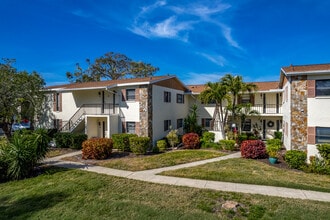 Morton Village Condominium in Bradenton, FL - Building Photo - Building Photo