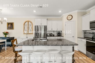 609 Santa Clara Dr in Asheville, NC - Building Photo - Building Photo