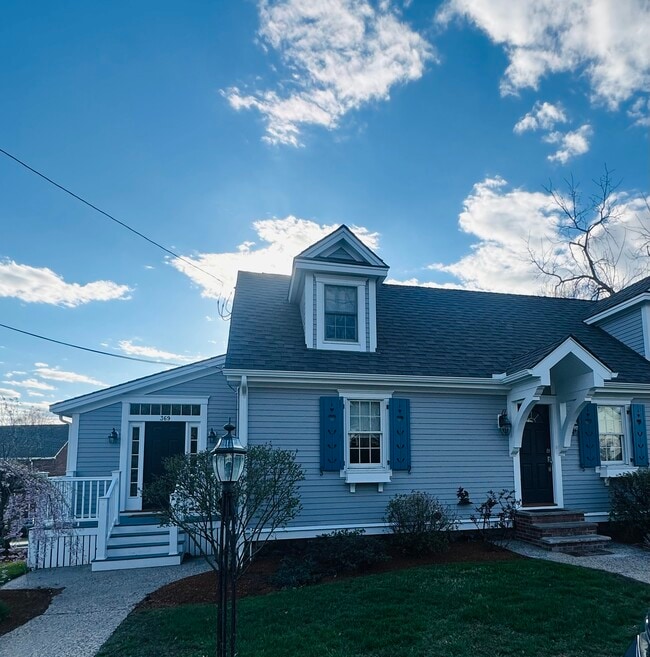 property at 369 Waverly Rd