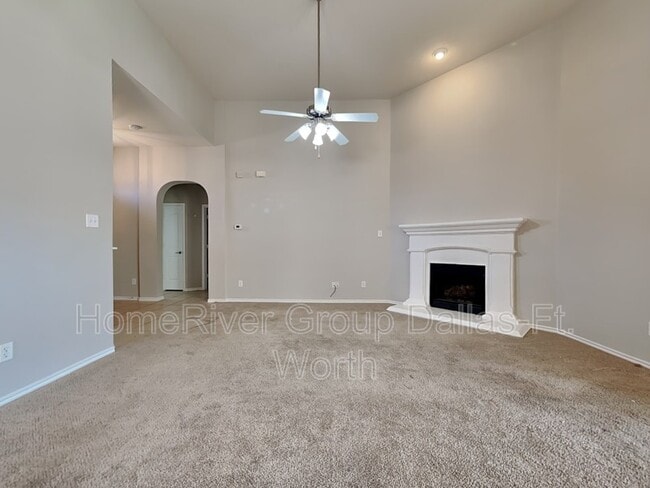4005 Martinsburg Dr in Fort Worth, TX - Building Photo - Building Photo