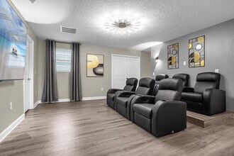 9052 Stinger Dr in Davenport, FL - Building Photo - Building Photo