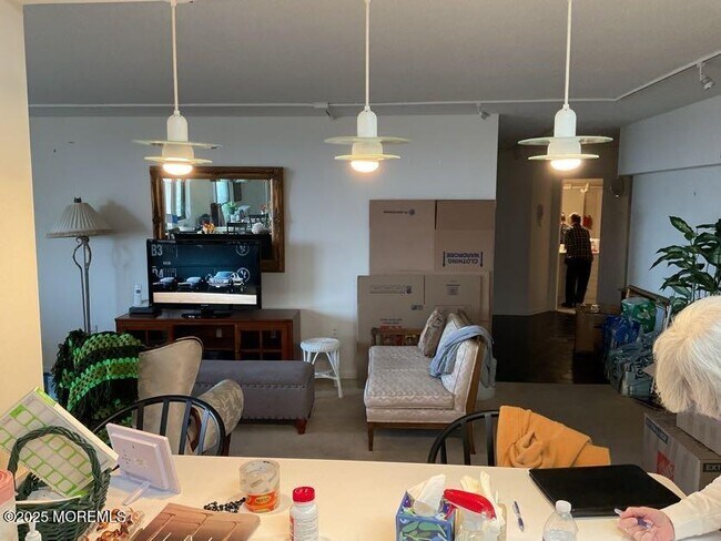 1 Channel Dr in Monmouth Beach, NJ - Building Photo - Building Photo