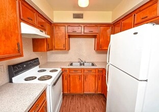 20598 Pine Island Rd in Hempstead, TX - Building Photo - Building Photo