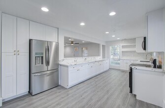 556 Brandon Rd in Conroe, TX - Building Photo - Building Photo