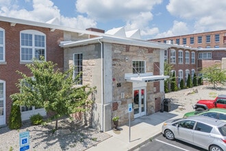 The Suites at Wamsutta Place in New Bedford, MA - Building Photo - Building Photo