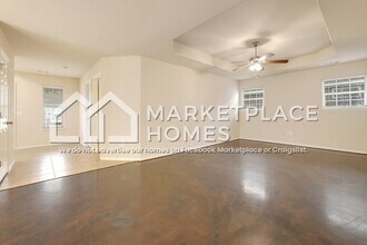 4481 W Pecan St in Fayetteville, AR - Building Photo - Building Photo