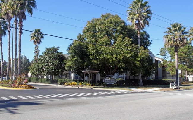 Woodberry Woods in Brandon, FL - Foto de edificio - Building Photo