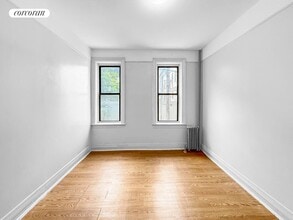 2430 63rd St in Brooklyn, NY - Foto de edificio - Building Photo