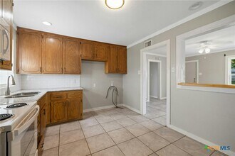 810 Crockett Dr in Killeen, TX - Building Photo - Building Photo