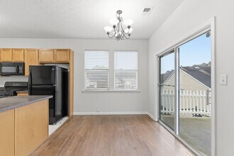 43 Golden Pine Rd in Austell, GA - Building Photo - Building Photo