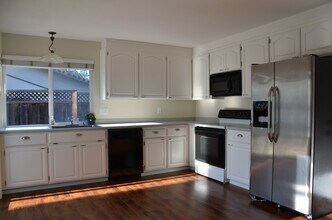 3576 Yellowstone Ct in Pleasanton, CA - Building Photo - Building Photo