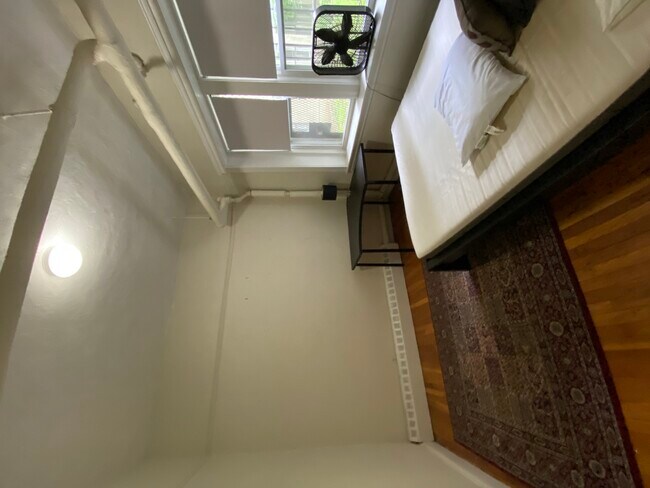 1687 Commonwealth Ave, Unit 2 in Boston, MA - Building Photo - Building Photo