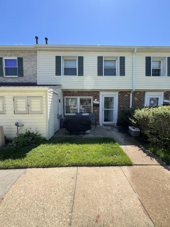 property at 9220 Bridle Path Ln