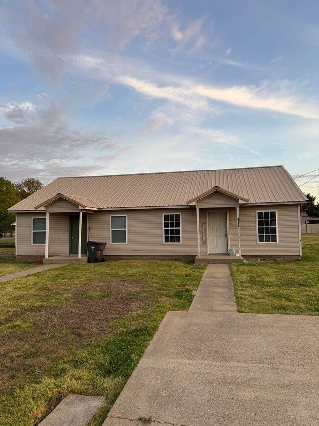 106 Fuller St in Weiner, AR - Building Photo - Building Photo