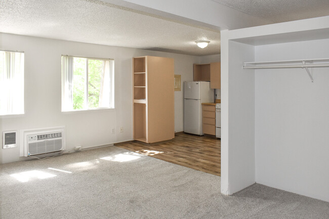 Centennial West in Walla Walla, WA - Building Photo - Building Photo